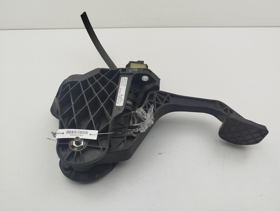 педаль сцепления Volkswagen Touran 2004, 2.0 л., дизель, МКПП, серый, минивэн, 1T1721059BC