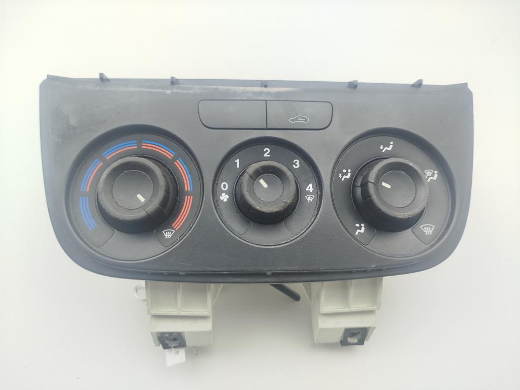 блок управления печки / климат-контроля Fiat Doblo 2012, 1.3 л., дизель, МКПП, белый, фургон