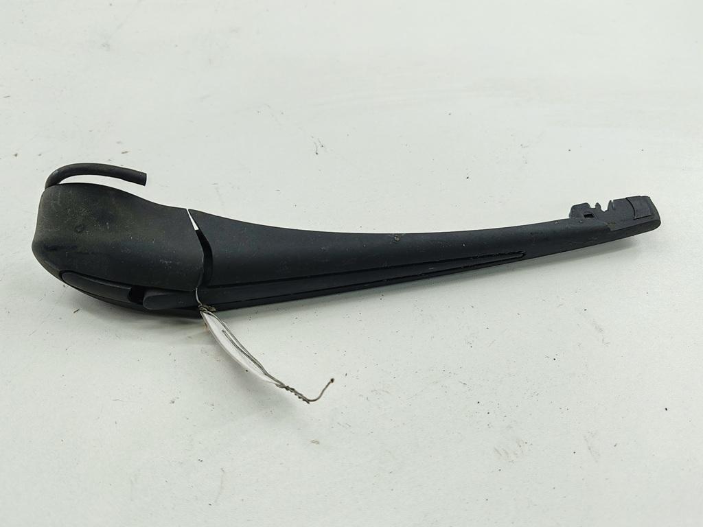 Щеткодержатель (поводок стеклоочистителя) задний Peugeot 807 2004, 2.2 л., бензин, МКПП, серый, минивэн, 1488688080
