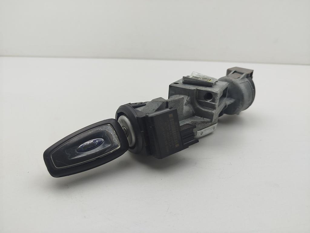 замок зажигания Ford Focus III 2013, 1.0 л., бензин, МКПП, чёрный, хетчбэк 5 дв., 3M513F880AE