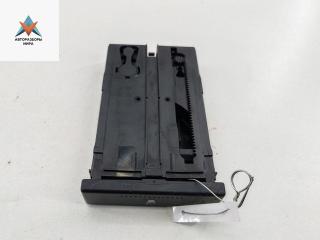 подстаканник Volkswagen Sharan 1 поколение [2-й рестайлинг] 2004, 2.8 л., бензин, МКПП, чёрный, минивэн, 7M3858602