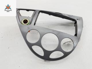 рамка под магнитолу Ford Focus 1 поколение 2000, 1.6 л., i, бензин, АКПП, серый, универсал, 98ABA046A04AEW
