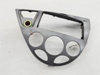 рамка под магнитолу Ford Focus 1 поколение 2000, 1.6 л., i, бензин, АКПП, серый, универсал, 98ABA046A04AEW