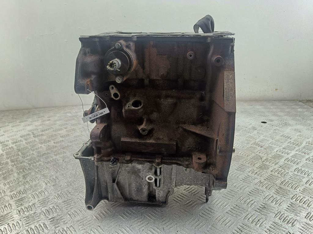 блок цилиндров Ford Focus 3 поколение 2013, 1.0 л., бензин, МКПП, M1DA - фото №1