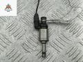 форсунка Ford Focus 3 поколение 2013, 1.0 л., бензин, МКПП, чёрный, хетчбэк 5 дв., CM5G9F593FA, 0261500128 - фото №2