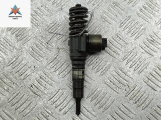 форсунка Volkswagen Golf 5 поколение 2004, 2.0 л., дизель, МКПП, чёрный, хетчбэк 5 дв., 03G130073G