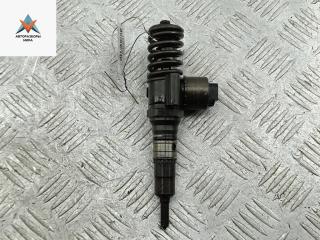 форсунка Volkswagen Golf 5 поколение 2004, 2.0 л., дизель, МКПП, чёрный, хетчбэк 5 дв., 03G130073G