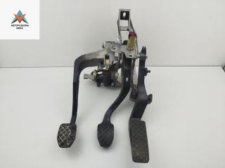 узел педальный (блок педалей) Volkswagen Passat B5 1997, 1.8 л., бензин, МКПП, красный, универсал, 8D1721117E