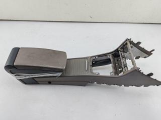 подлокотник Volkswagen Passat B6 2006, 2.0 л., дизель, МКПП, серый, универсал, 3C0863319Q