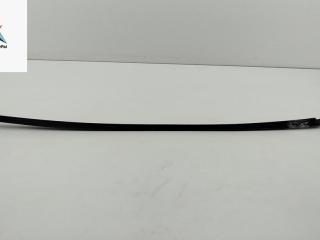 молдинг лобового стекла Volkswagen Passat B5 1997, 1.8 л., бензин, МКПП, красный, универсал, 3B0854327C