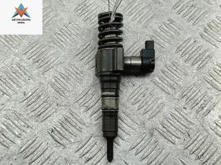 форсунка Volkswagen Passat B6 2006, 2.0 л., дизель, МКПП, серый, универсал, 03G130073S