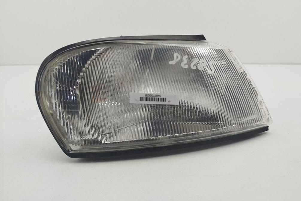 Поворотник (указатель поворота) правый Opel Vectra B 1995, 1.6 л., бензин, МКПП, бежевый, седан, 90464684