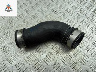патрубок интеркулера Volkswagen Passat B6 2006, 2.0 л., дизель, МКПП, серый, универсал, 1K0145838D