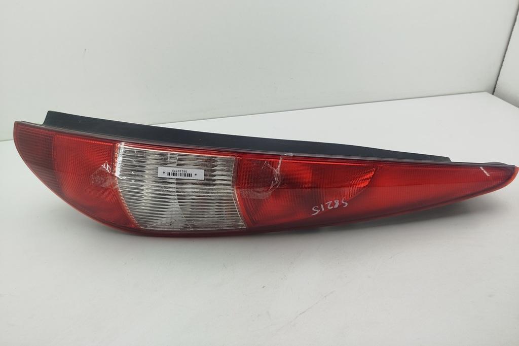 фонарь задний правый Ford Mondeo III 2001, 1.8 л., бензин, МКПП, серый, универсал, 1S7113404C