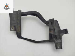 крепление фары правой BMW 5 серия E60/E61 2005, 2.5 л., бензин, АКПП, серый, универсал, 15873800