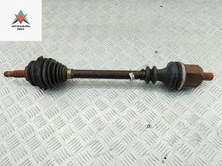 полуось передняя левая (приводной вал, ШРУС) Renault Scenic 1 поколение 1998, 2.0 л., бензин, АКПП, зелёный, минивэн