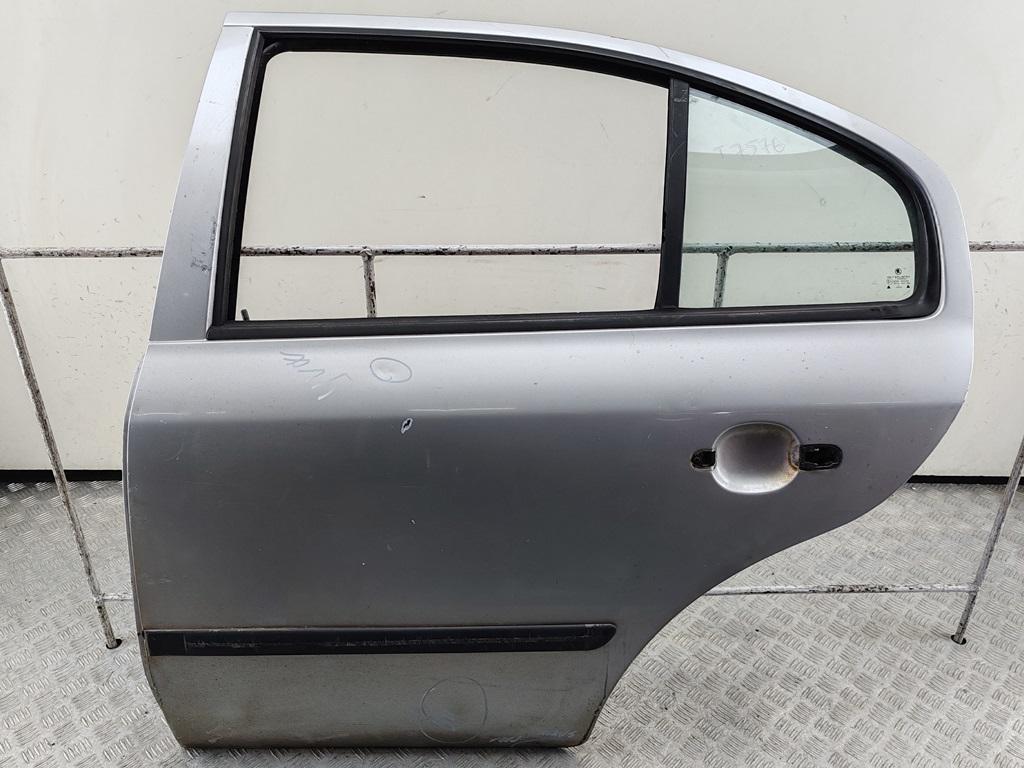 дверь сдвижная Skoda Octavia mk1 (A4 1U) 2000, серый, хетчбэк 5 дв., 1U4833051