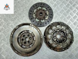 маховик Volkswagen Golf 5 поколение 2004, 2.0 л., дизель, МКПП, чёрный, хетчбэк 5 дв.