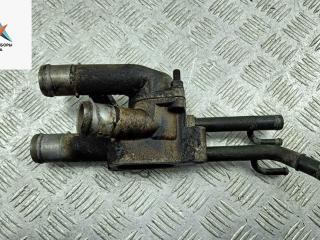 корпус термостата Hyundai Coupe 2002-2007 2002, 2.0 л., бензин, МКПП, красный, купе