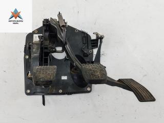 узел педальный (блок педалей) Mercedes-Benz A-Класс W168 2000, 1.7 л., дизель, МКПП, серый, хетчбэк 5 дв., 1682902601