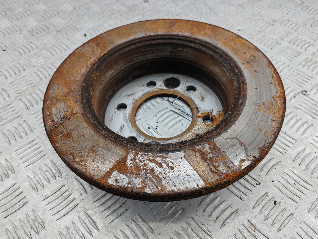 диск тормозной задний Volkswagen Crafter 1 поколение 2007, 2.5 л., дизель, МКПП, белый, микроавтобус - фото №1