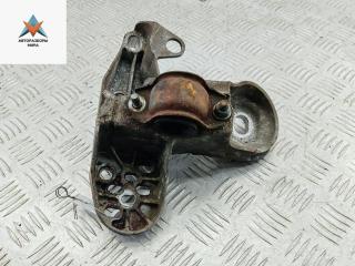 кронштейн (крепление) Audi A4 B6 2004, 2.0 л., бензин, МКПП, чёрный, универсал, 8E0199351