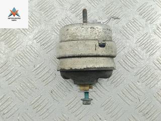 подушка крепления двигателя Audi A4 B6 2004, 2.0 л., бензин, МКПП, чёрный, универсал, 8E0199379A