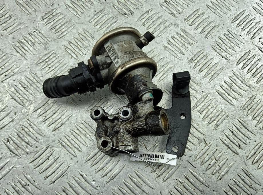 клапан EGR Skoda Octavia mk1 (A4 1U) 2002, 1.8 л., бензин, МКПП, серый, универсал, 06A131102A