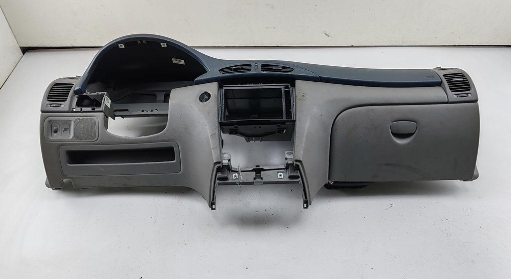 панель передняя салона (торпедо) Renault Laguna II 2001, 3.0 л., бензин, АКПП, синий, универсал