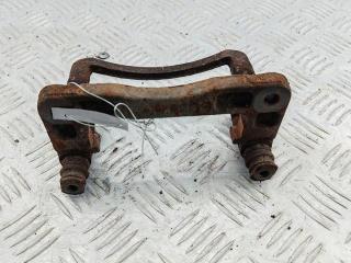 скоба суппорта Hyundai Terracan 2001, 2.9 л., дизель, МКПП, серый, внедорожник 5 дв.
