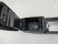 подлокотник Mazda 6 GG [рестайлинг] 2007, 2.0 л., дизель, МКПП, серый, универсал, GJ6A64441 - фото №4