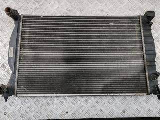 радиатор охлаждения Audi A4 B7 2007, 2.0 л., дизель, МКПП, чёрный, универсал