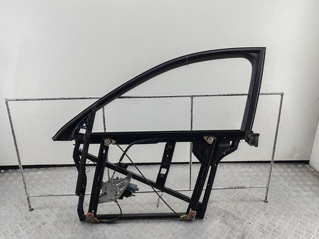 стеклоподъемник электрический передний левый Audi A6 4B/C5 1998, 2.4 л., бензин, МКПП, серый, седан - фото №1
