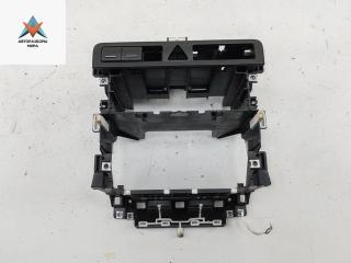 рамка под магнитолу Audi A3 8P 2003, 1.6 л., бензин, МКПП, серый, хетчбэк 3 дв., 8P0858005B
