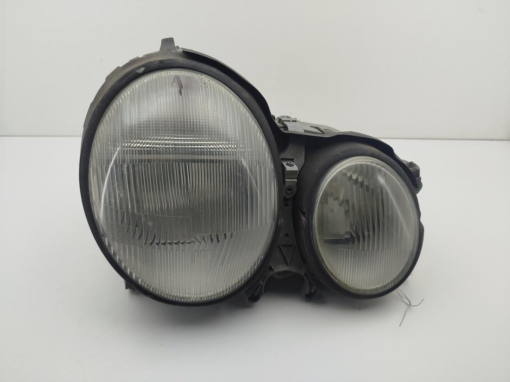 фара правая Mercedes-Benz E W210 2001, 2.7 л., дизель, АКПП, серый, седан, 150608-00