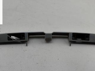накладка подсветки номера Audi A4 B5 [рестайлинг] 1998, 1.6 л., бензин, МКПП, серый, универсал, 8D9827574