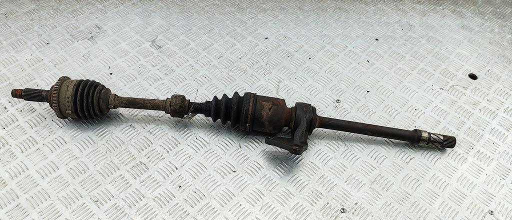 полуось передняя правая (приводной вал, ШРУС) Mazda 6 GG/GY 2004, 2.3 л., бензин, МКПП, синий, универсал
