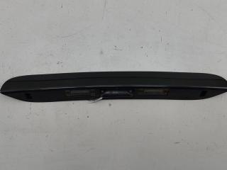 накладка подсветки номера Chrysler Voyager 2007, 2.4 л., бензин, МКПП, чёрный, минивэн, SR5682