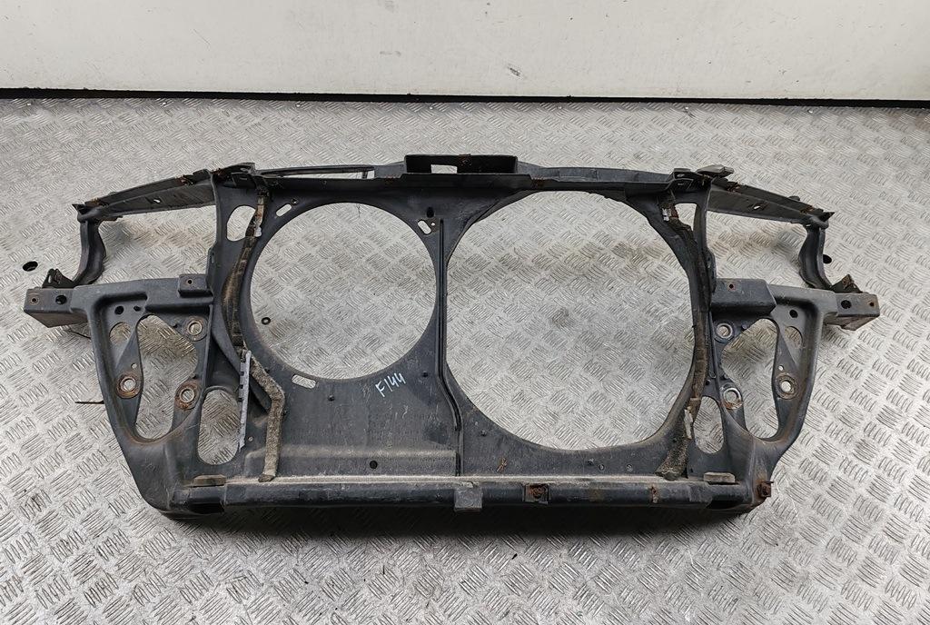 Рамка радиатора Volkswagen Passat B5 1997, 1.8 л., бензин, МКПП, красный, универсал, 3B0805594M - фото №1