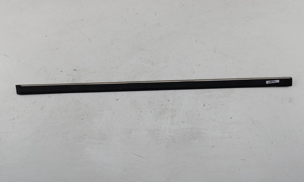 молдинг двери передней левой BMW 5 E39 1996, 2.0 л., бензин, МКПП, зелёный, седан