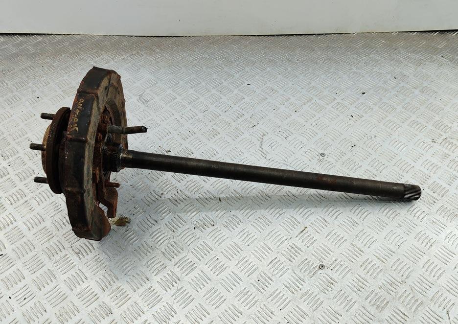 защитный кожух тормозного механизма Hyundai Terracan 2001, 2.9 л., дизель, МКПП, серый, внедорожник 5 дв.