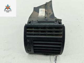 дефлектор обдува салона Volkswagen Sharan 1 поколение [2-й рестайлинг] 2004, 2.8 л., бензин, МКПП, чёрный, минивэн, 7M3819704B