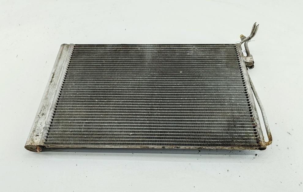 радиатор кондиционера BMW 5 E60/E61 2005, 2.5 л., бензин, АКПП, чёрный, седан, 8379885
