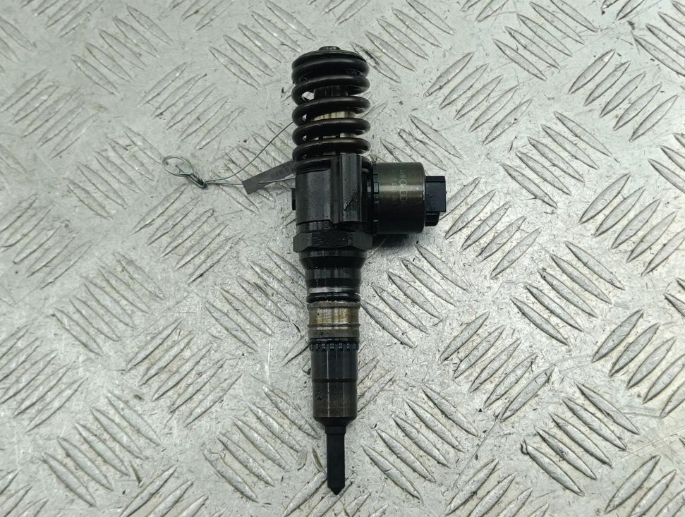форсунка Volkswagen Touran 2004, 2.0 л., дизель, МКПП, серый, минивэн, 03G130073G, 0414720404