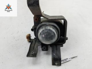 фара противотуманная правая Mitsubishi Carisma 1 поколение 1998, 1.8 л., бензин, АКПП, зелёный, седан, 145632-00