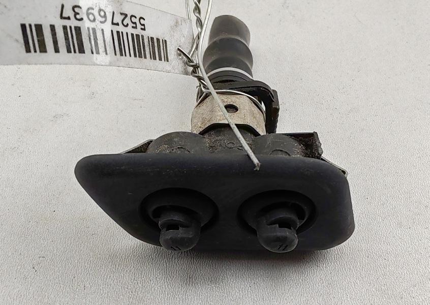 форсунка омывателя фары BMW 5 E39 1998, 2.5 л., дизель, АКПП, серый, седан, 8360662