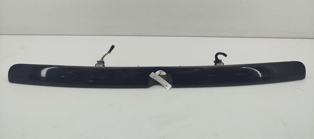 накладка подсветки номера Audi A4 B5 1996, 1.8 л., бензин, МКПП, синий, седан, 8D5827576B