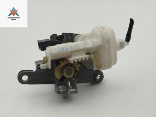 Личинка замка багажника Audi A4 B5 1994, 1.6 л., бензин, МКПП, синий, седан, 8D0862055