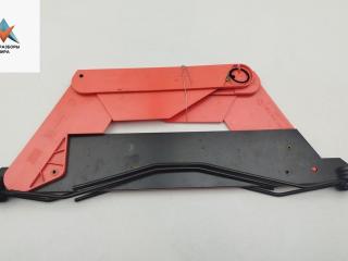 знак аварийной остановки Audi A4 B5 1994, 1.6 л., бензин, МКПП, синий, седан, 8D5860251