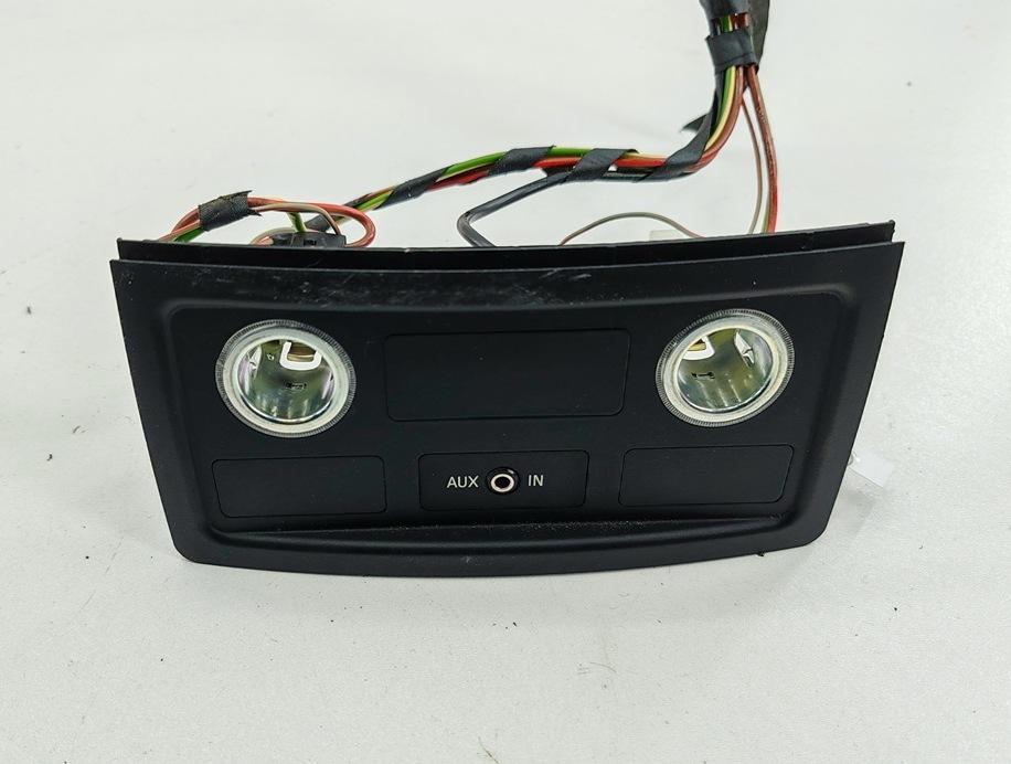 прикуриватель BMW 5 E60/E61 2006, 2.5 л., бензин, АКПП, чёрный, седан, 7034100